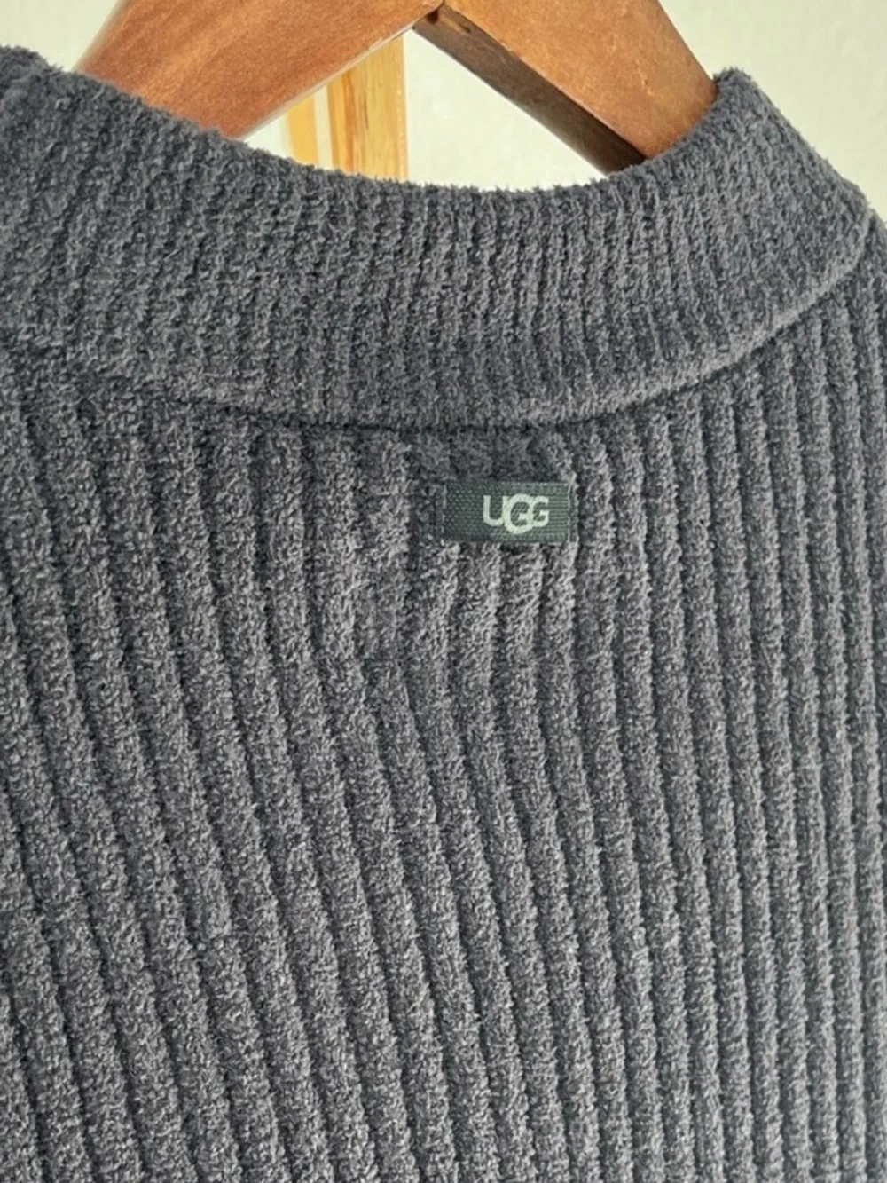 UGG Sleeveless Ribbed Sweater Dress - Picture 5 of 8